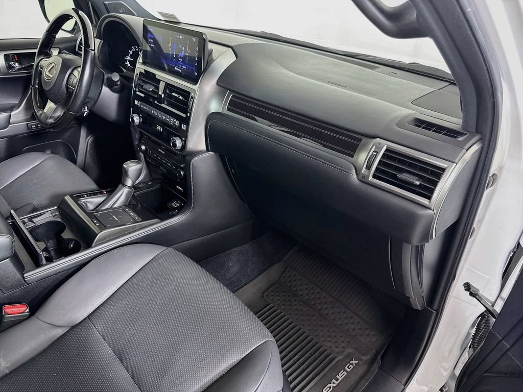Certified 2022 Lexus GX 460 Premium w/ Premium Plus Package AWD/4WD image 30