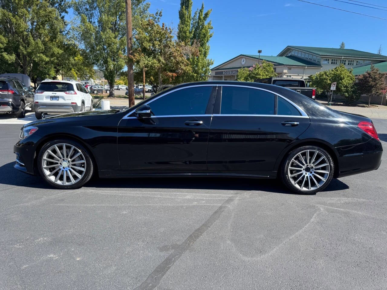 Used 2015 Mercedes-Benz S 550 Sedan image 5