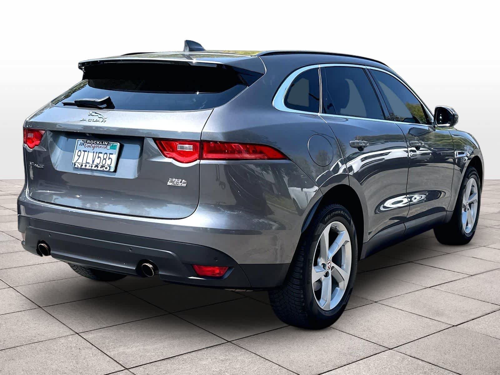 Used 2019 Jaguar F-PACE Premium AWD/4WD image 13
