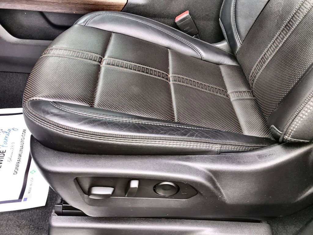 Used 2023 Chevrolet Silverado 1500 High Country image 12