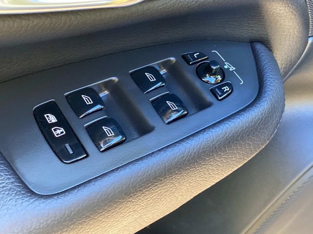 Used 2019 Volvo XC90 T6 Momentum w/ Protection Package Premier AWD/4WD image 13