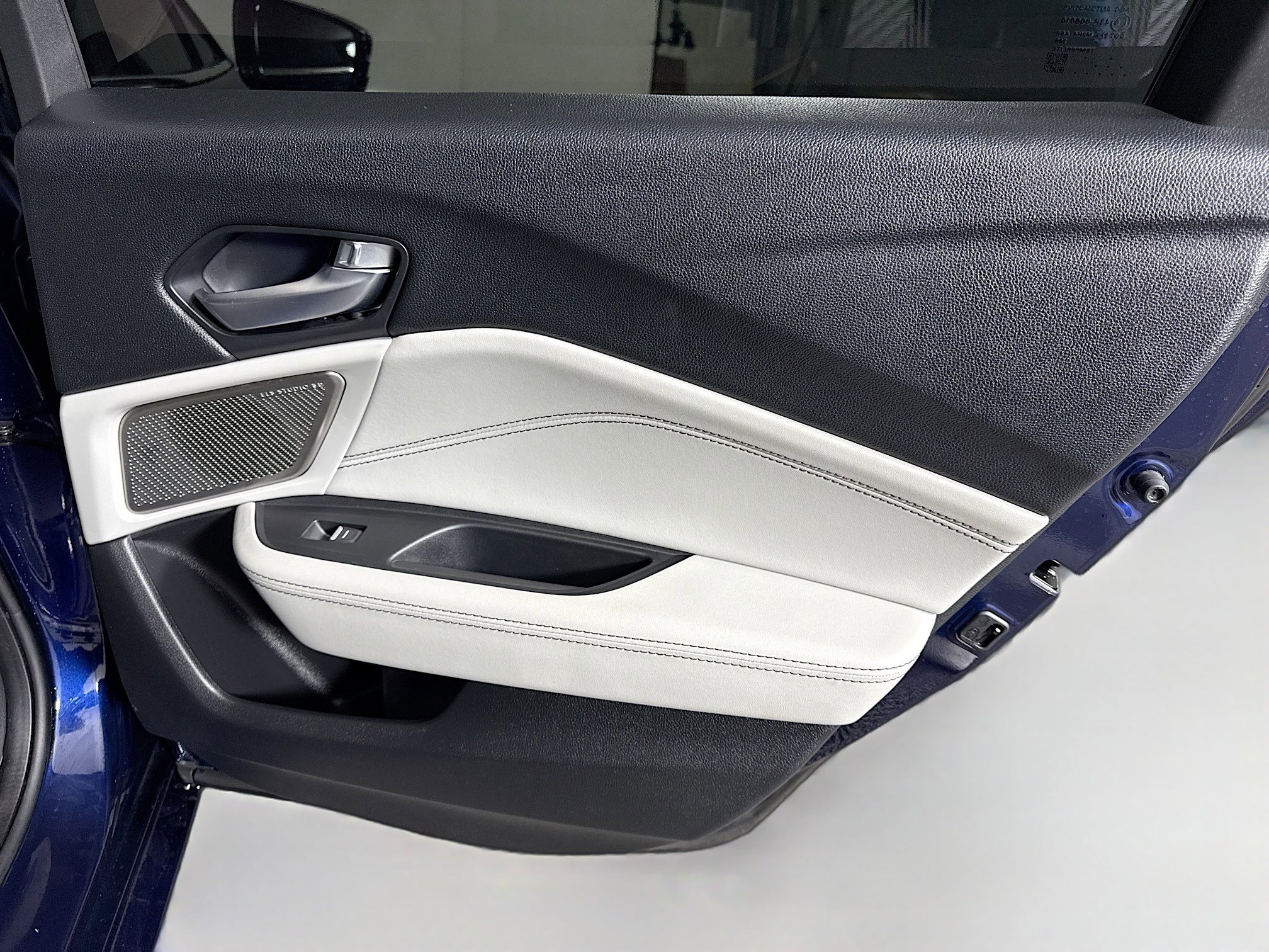 Used 2021 Acura TLX w/ Advance Package image 28