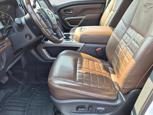 Used 2020 Nissan Titan Platinum Reserve w/ Protection Package 2 AWD/4WD image 16