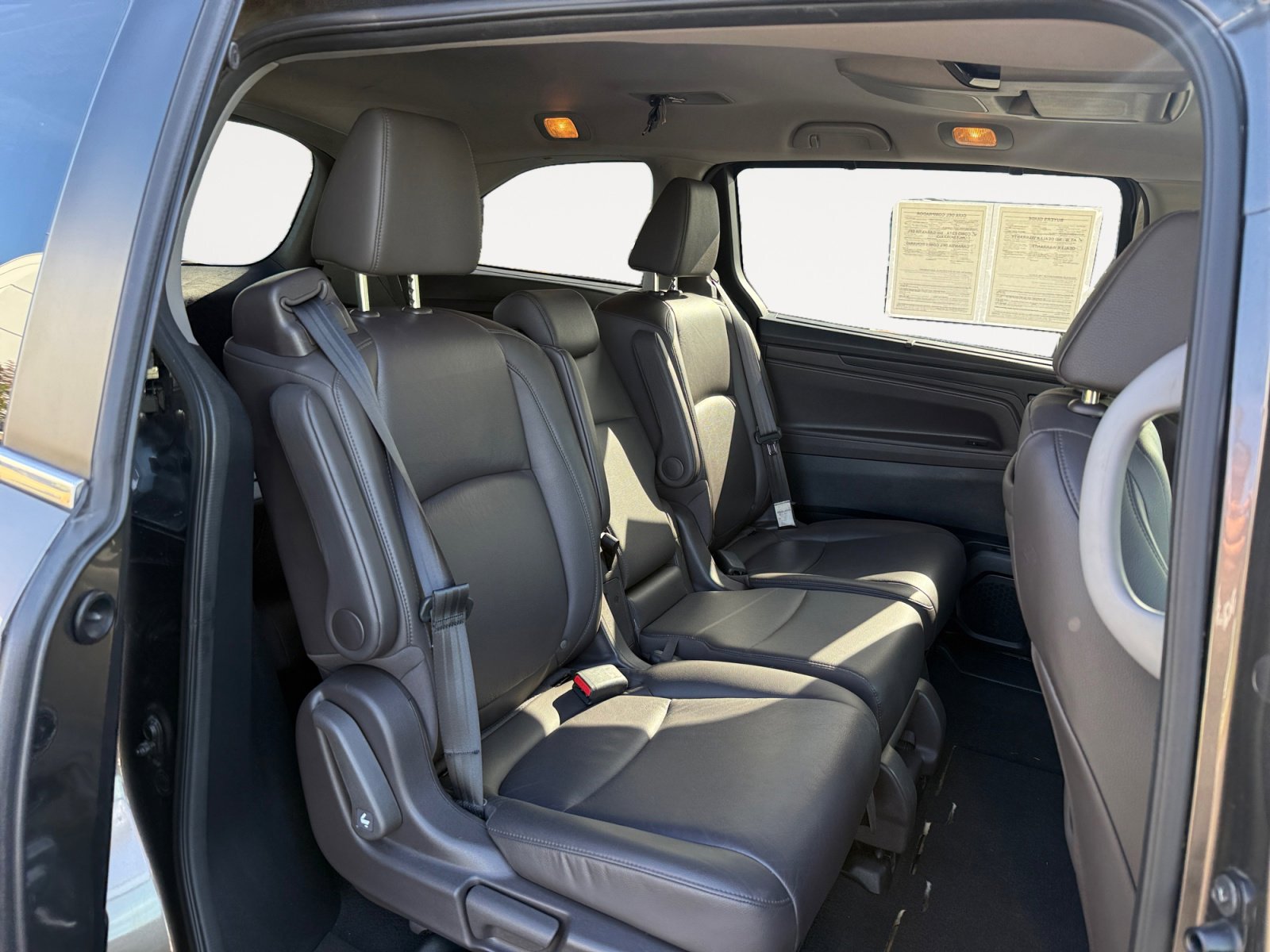 Used 2018 Honda Odyssey EX-L image 18