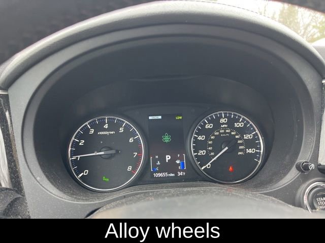 Used 2020 Mitsubishi Outlander SEL image 18