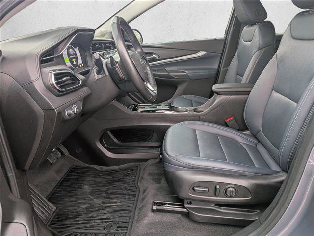 Certified 2022 Chevrolet Bolt EUV LT w/ Convenience Package image 17