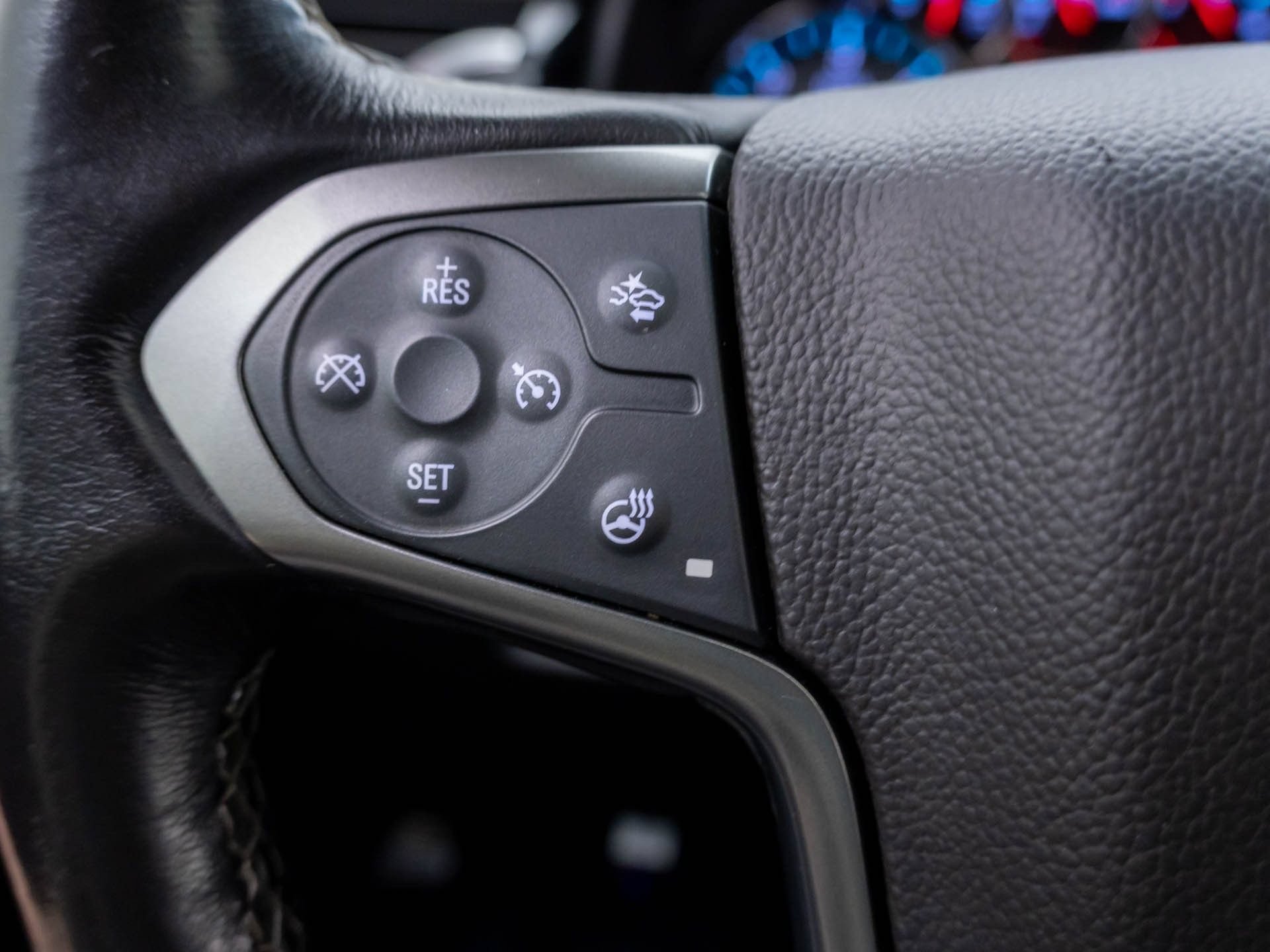 Used 2019 Chevrolet Tahoe Premier AWD/4WD image 31