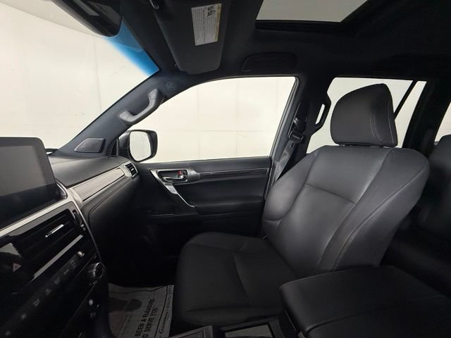 Used 2023 Lexus GX 460 Premium w/ Premium Package AWD/4WD image 18