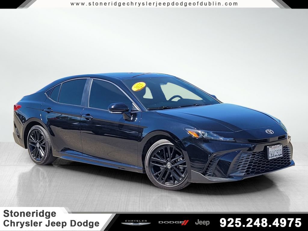 Used 2025 Toyota Camry SE