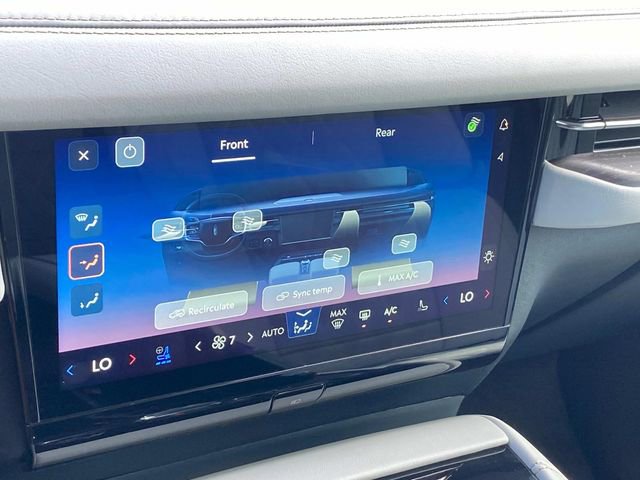 New 2026 Lincoln Navigator Black Label AWD/4WD image 23