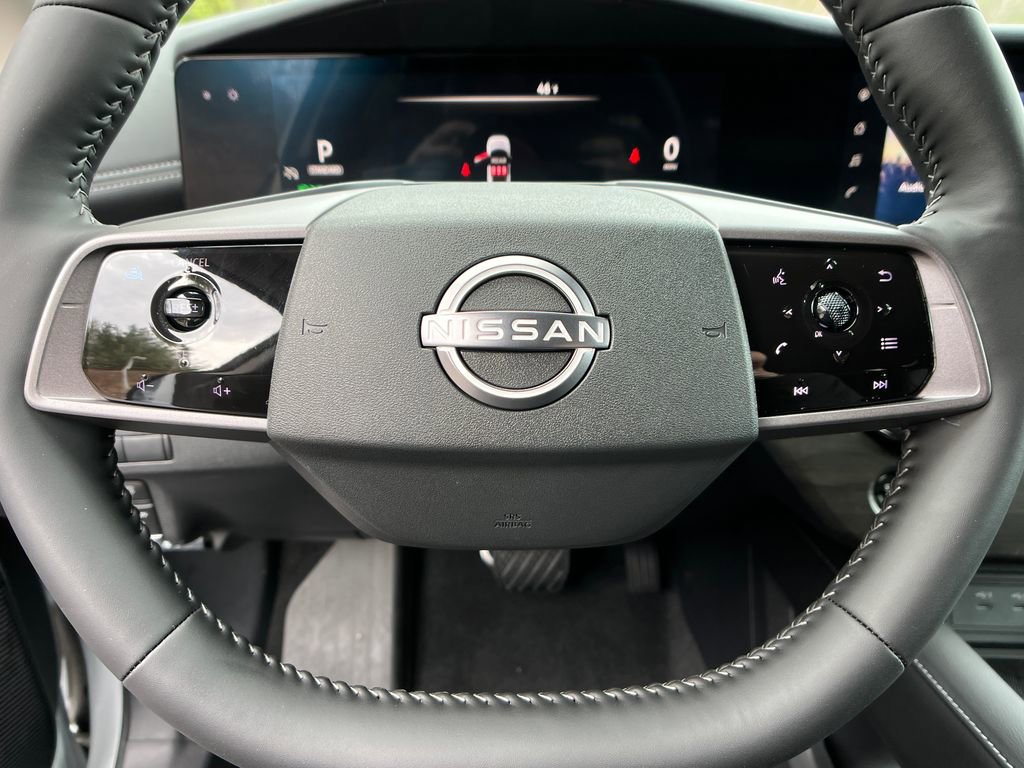 Used 2025 Nissan Murano SV w/ Cargo Package image 14