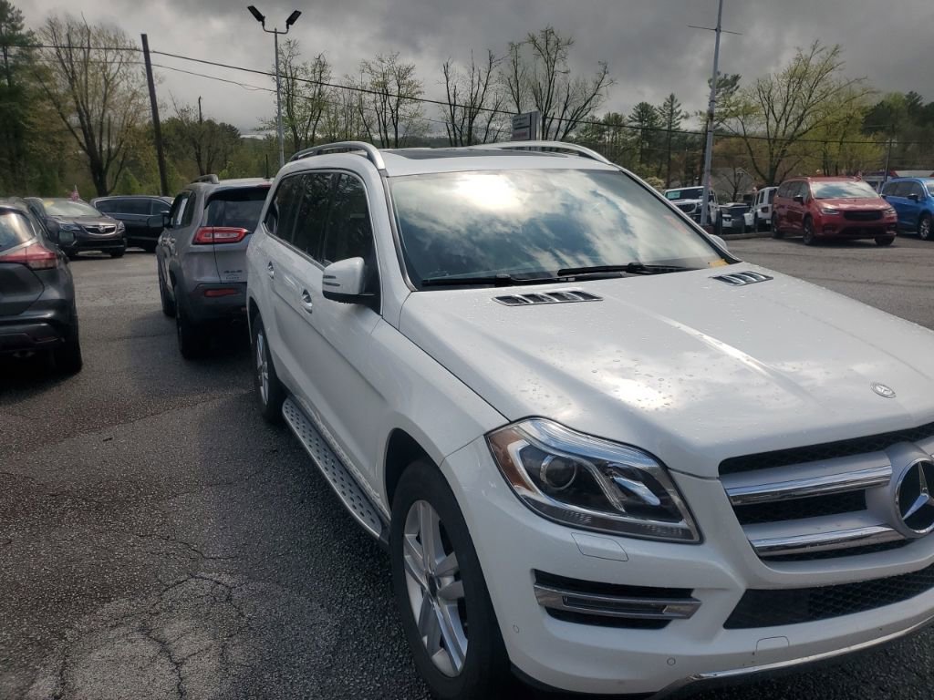 Used 2015 Mercedes-Benz GL 320 BlueTEC 4MATIC image 4