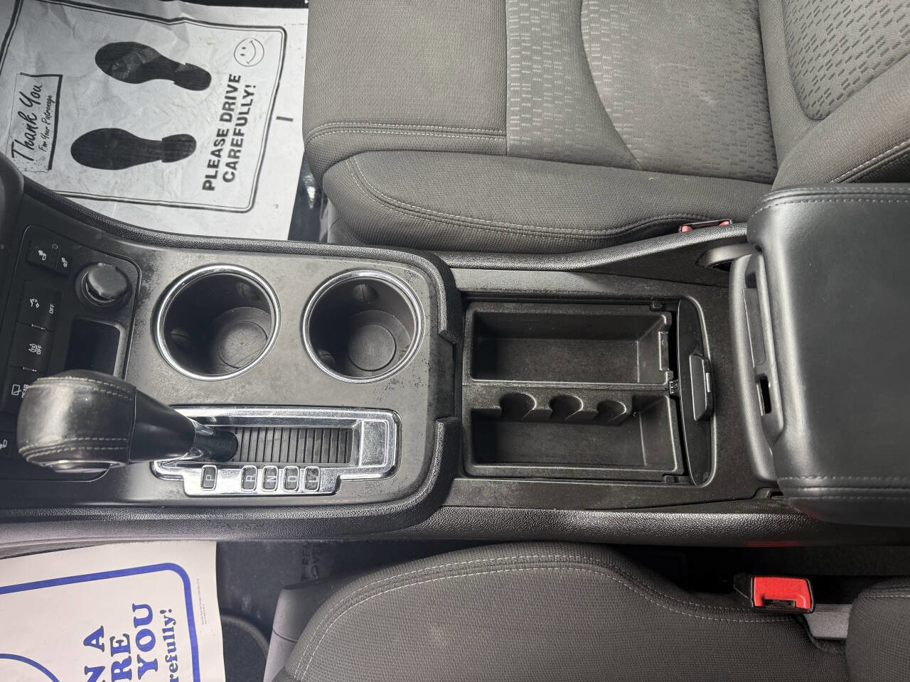 Used 2014 GMC Acadia SLE image 8