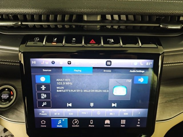 Certified 2024 Jeep Grand Cherokee Limited w/ Luxury Tech Group II image 21