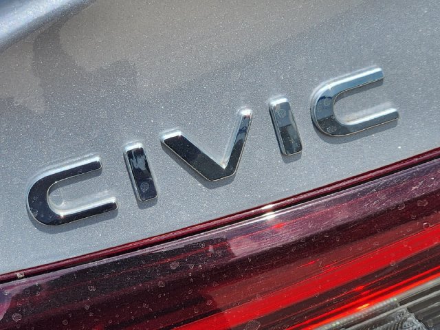 Used 2025 Honda Civic LX image 11