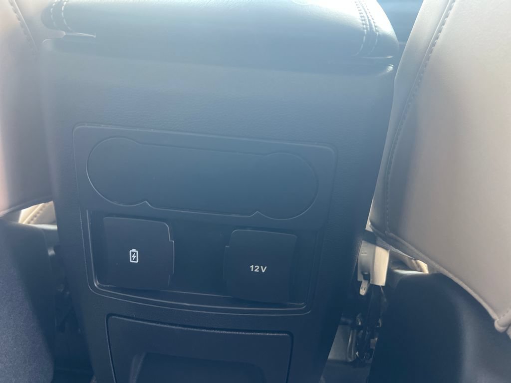 Used 2023 Ford Explorer XLT w/ Equipment Group 202A AWD/4WD image 26