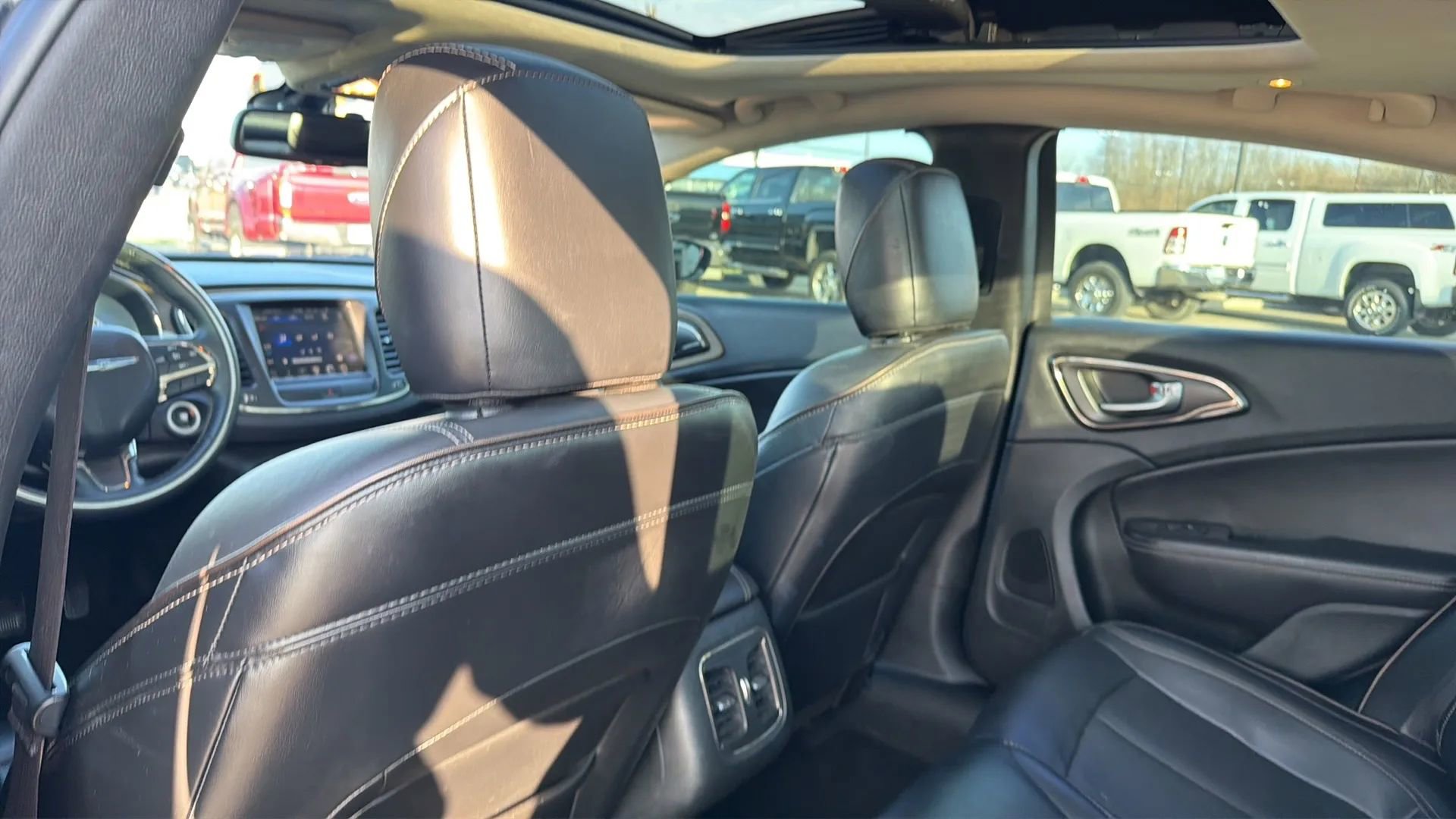 Used 2015 Chrysler 200 C w/ Navigation & Sound Group I image 44