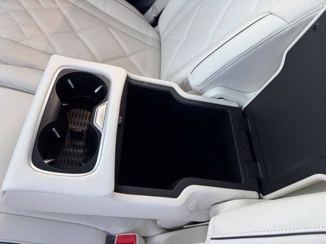 Certified 2025 Genesis GV80 3.5T Prestige AWD/4WD image 42