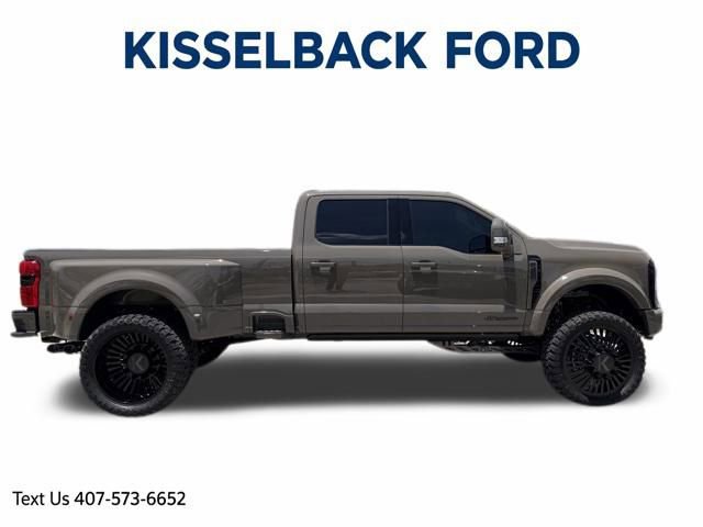 Used 2026 Ford F450 Platinum w/ Platinum Plus Package AWD/4WD image 3