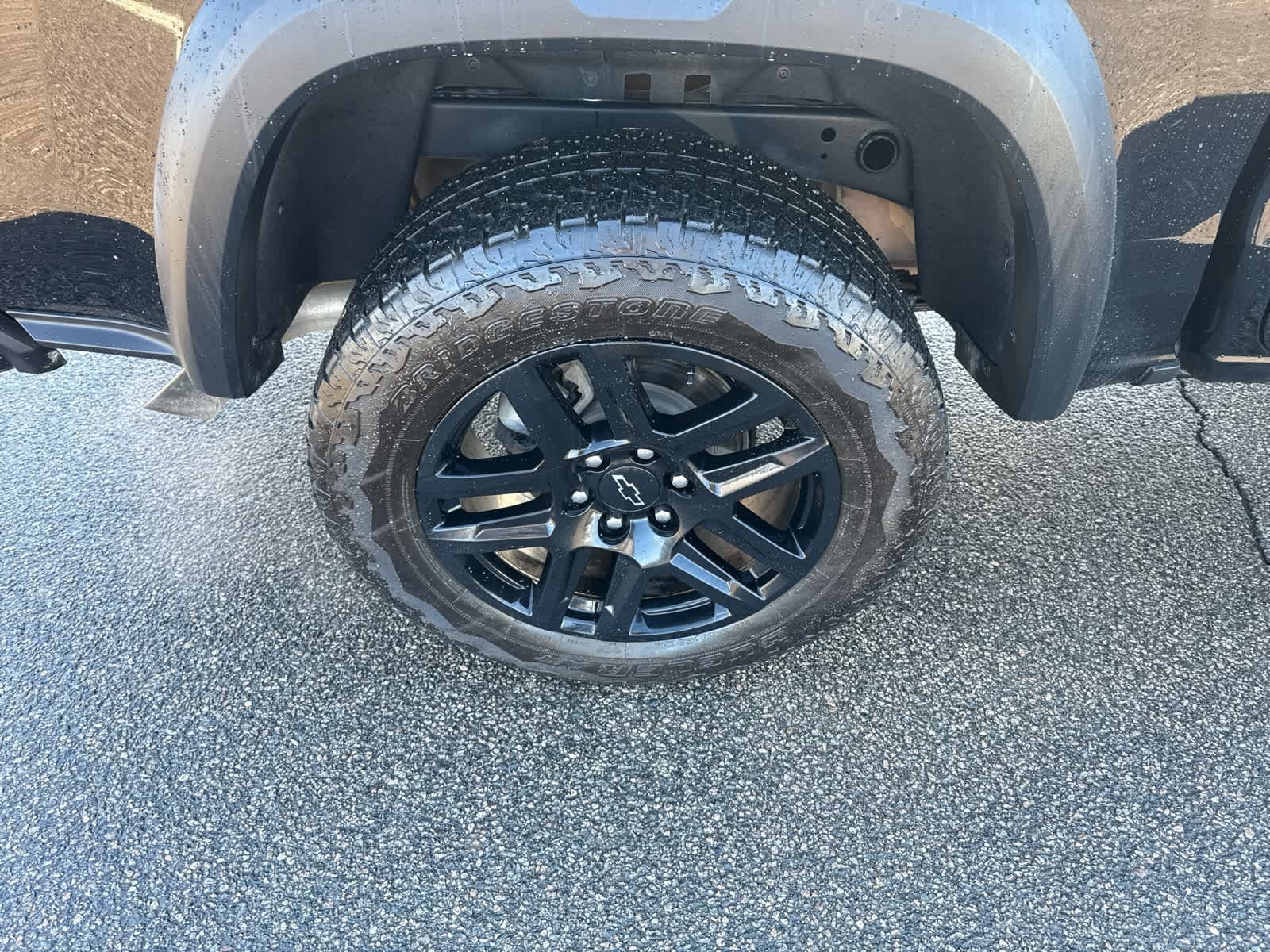 Certified 2025 Chevrolet Colorado Trail Boss w/ Off-Road Front Bumper Package AWD/4WD image 13