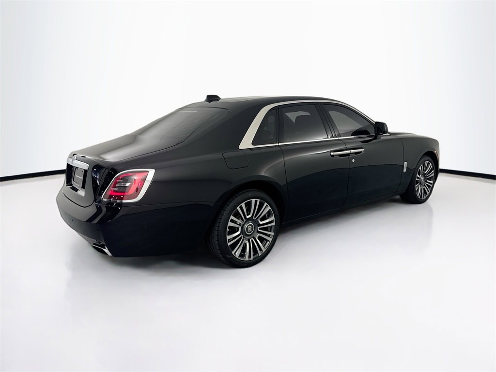 Used 2022 Rolls-Royce Ghost image 5