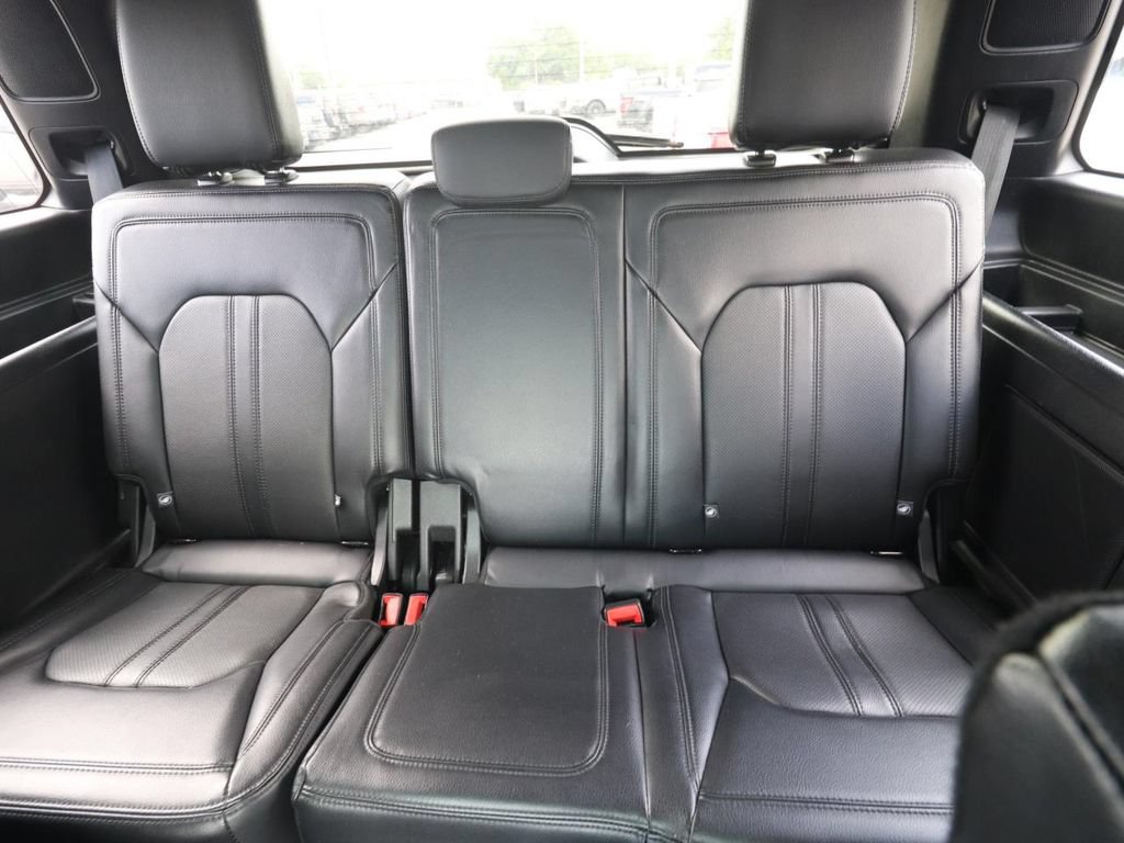 Used 2018 Ford Expedition Limited w/ Equipment Group 302A RWD image 17