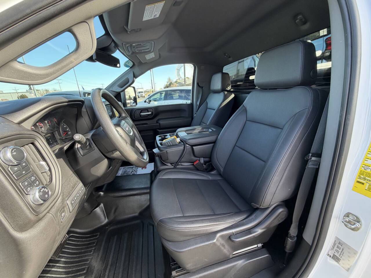 Used 2024 GMC Sierra 3500 Pro w/ Convenience Package image 20