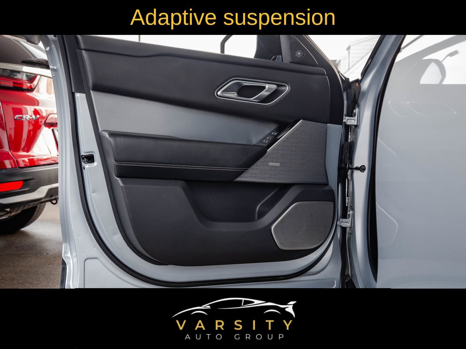 Used 2019 Land Rover Range Rover Velar R-Dynamic SE image 25