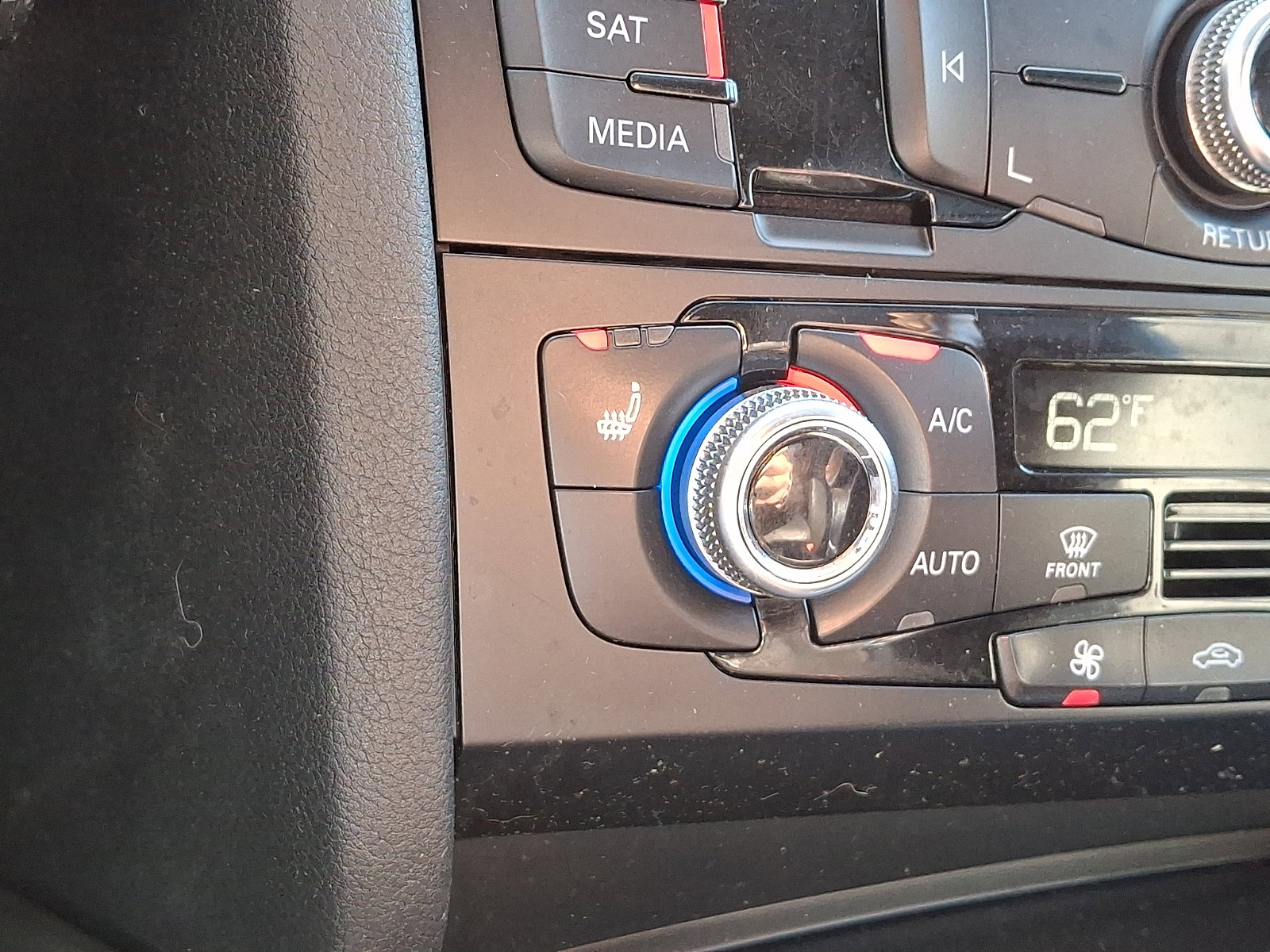 Used 2015 Audi A4 2.0T Premium image 24