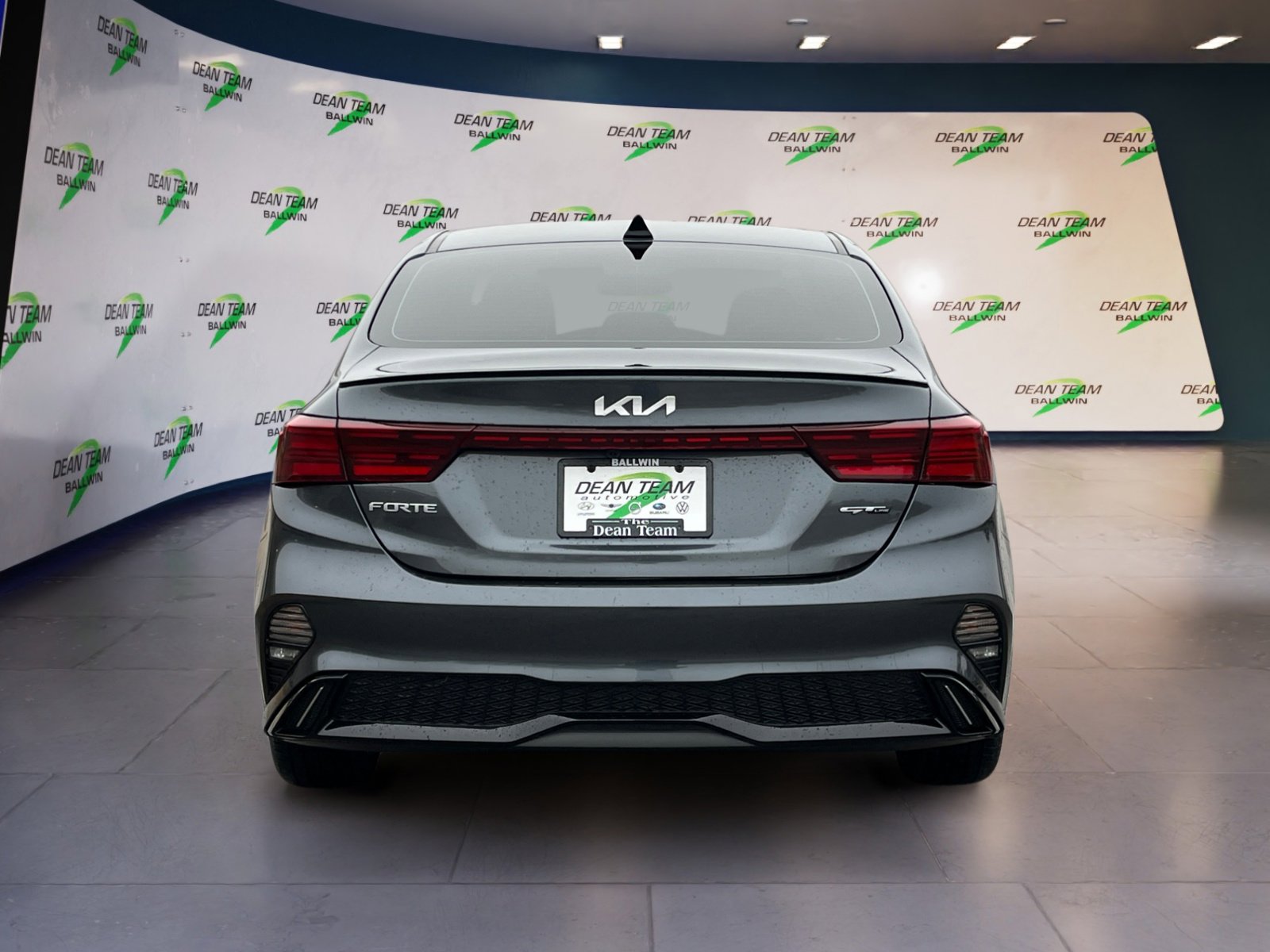 Used 2024 Kia Forte GT-Line image 6