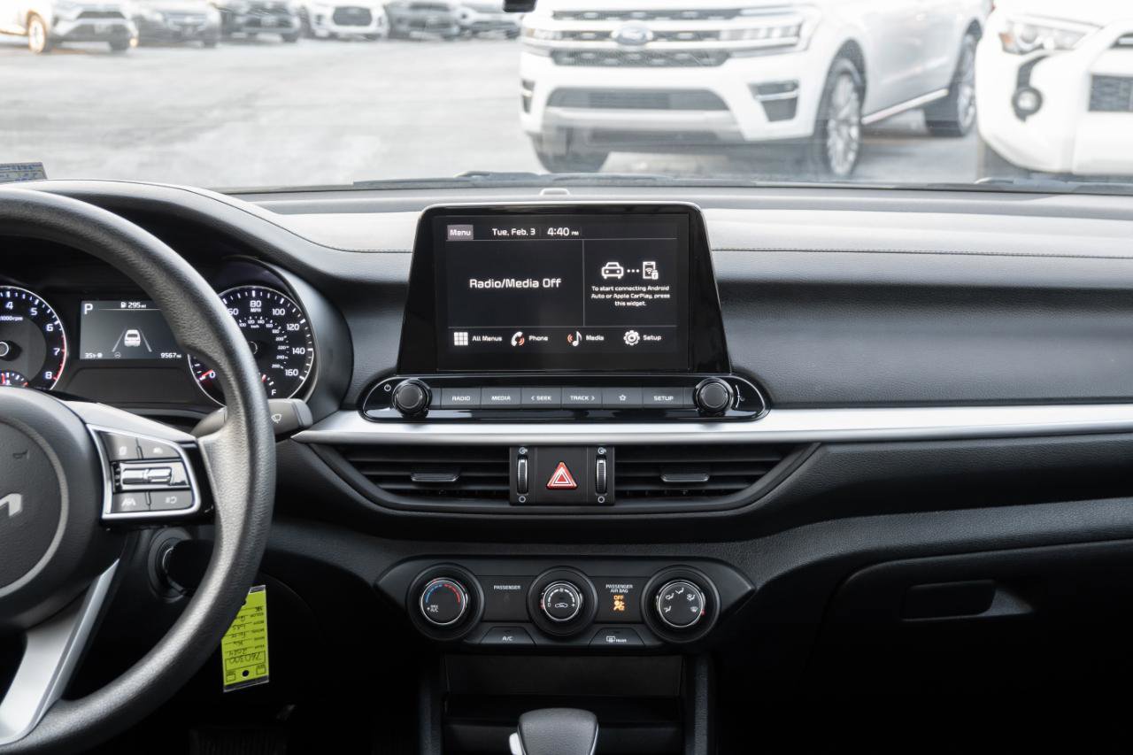 Used 2024 Kia Forte LXS w/ LXS Technology Package image 29