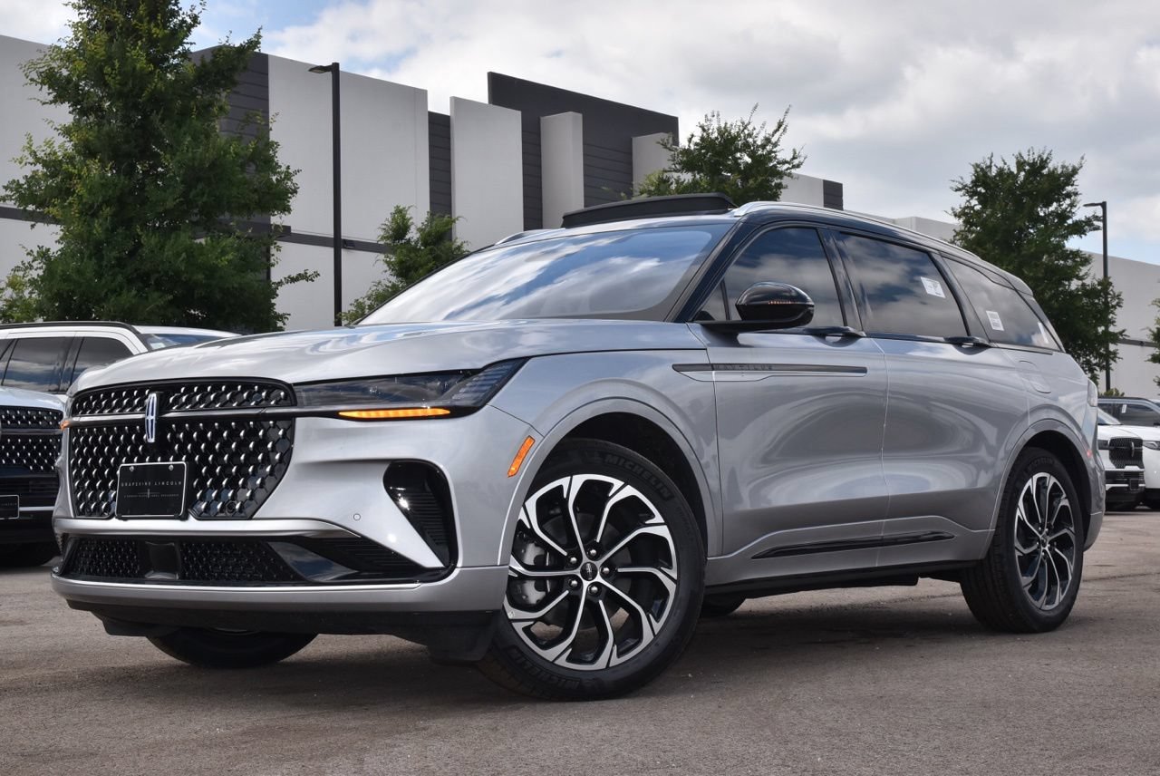 New 2026 Lincoln Nautilus Reserve AWD/4WD image 8