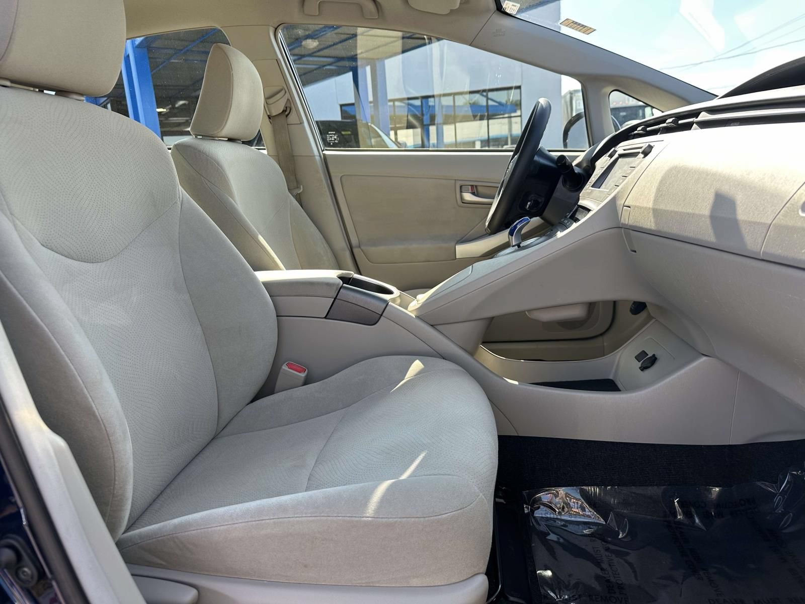 Used 2014 Toyota Prius Three FWD image 28
