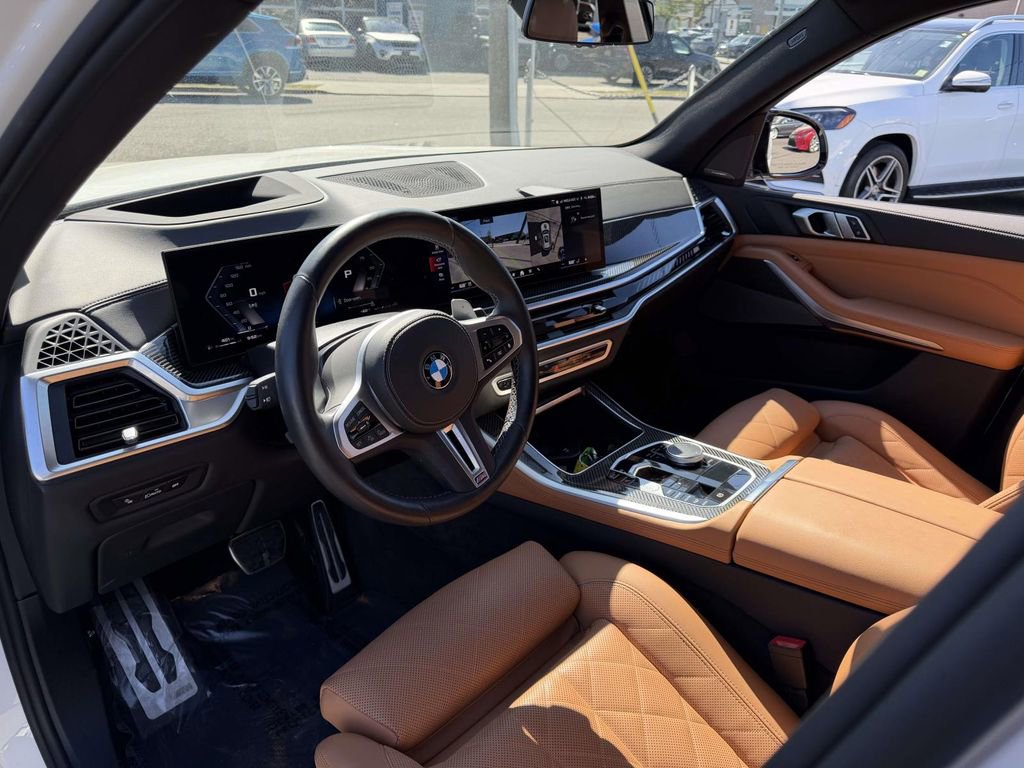 Used 2026 BMW X5 M60i AWD/4WD image 18