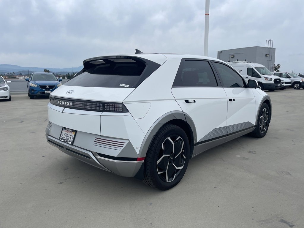 Used 2024 Hyundai Ioniq 5 Limited image 2