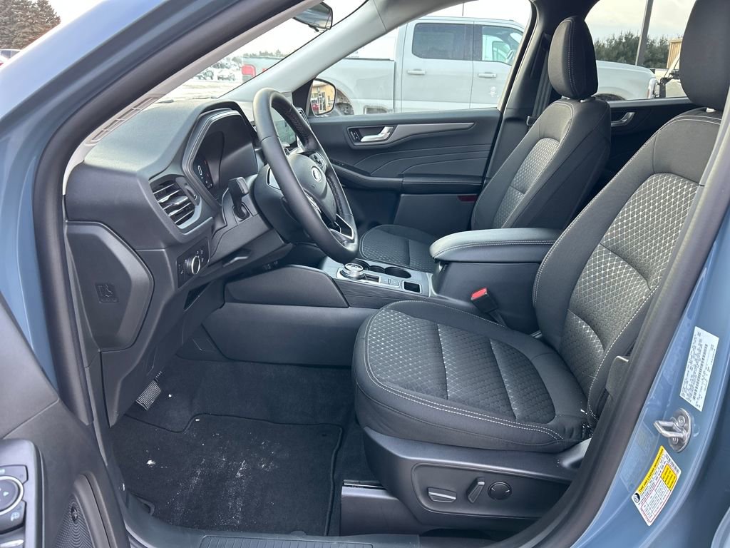 New 2026 Ford Escape Active w/ Active Premium Tech Pack AWD/4WD image 14