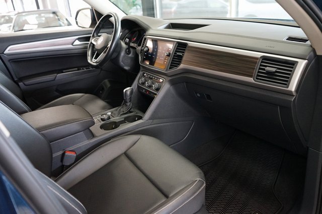 Used 2021 Volkswagen Atlas SE image 43