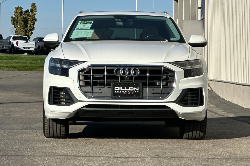 Used 2019 Audi Q8 Premium Plus w/ Premium Plus AWD/4WD image 12
