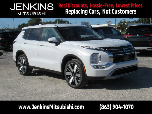 New 2025 Mitsubishi Outlander SE