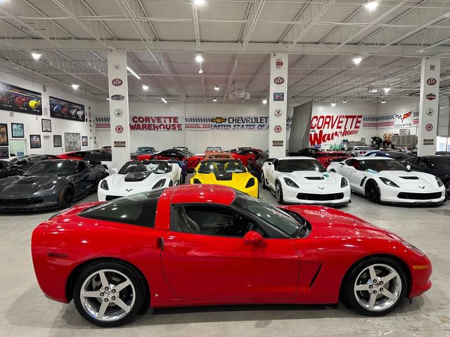 Used 2006 Chevrolet Corvette Coupe w/ Preferred Equipment Group RWD image 6