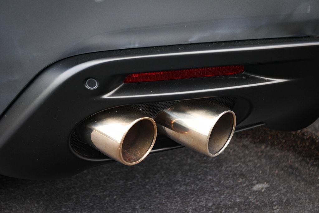Certified 2022 Ferrari Roma RWD image 21