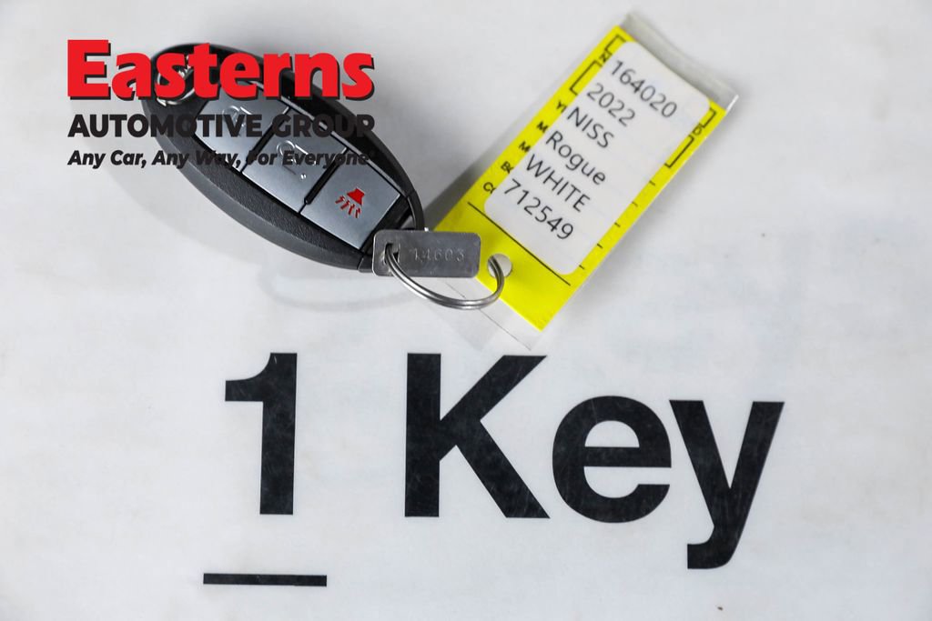 Used 2022 Nissan Rogue S image 25