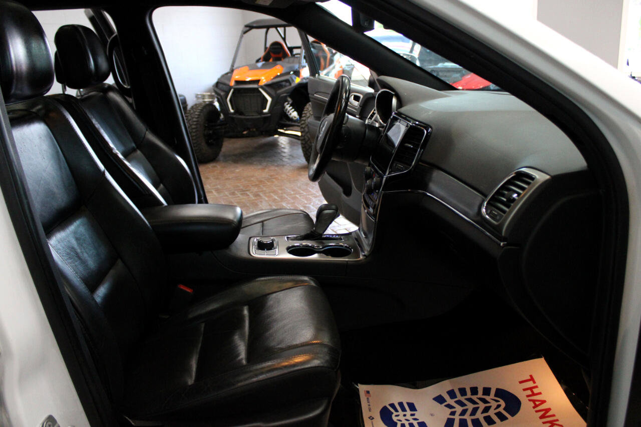 Used 2020 Jeep Grand Cherokee Limited w/ Luxury Group II image 13