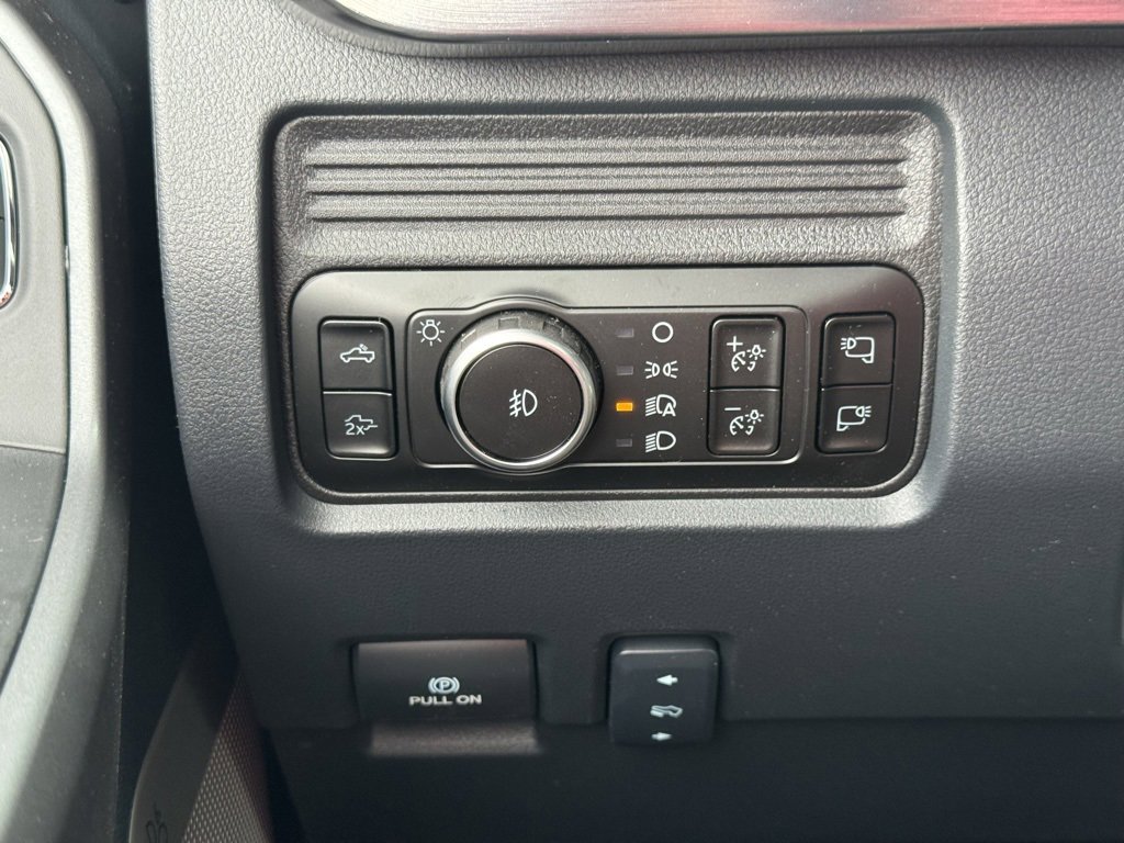 New 2025 Ford F350 Lariat w/ Lariat Ultimate Package image 42