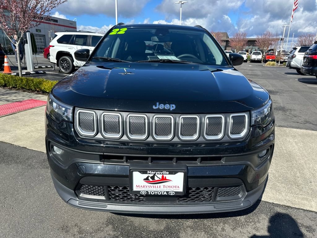 Used 2022 Jeep Compass Latitude image 8