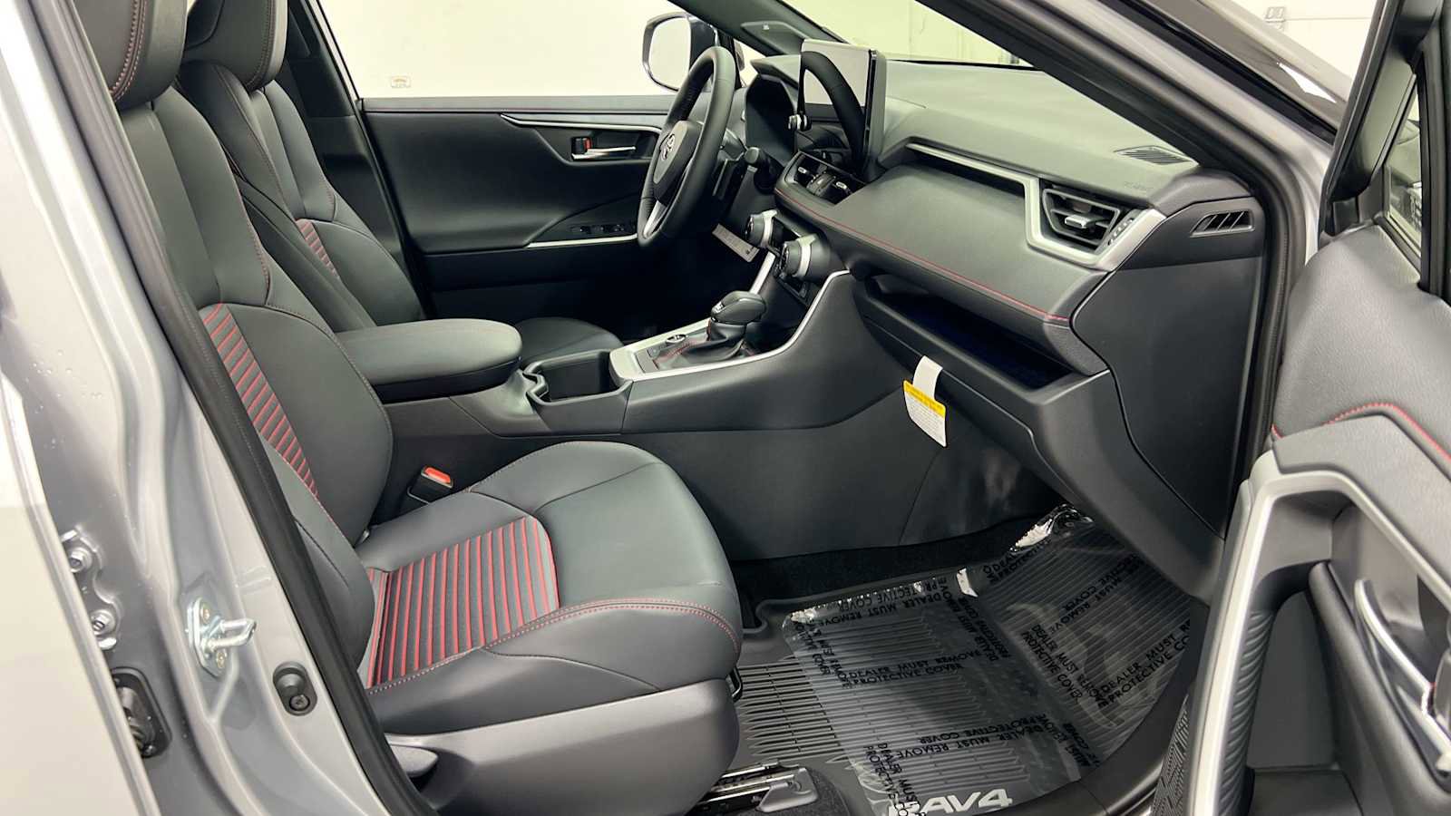 New 2024 Toyota RAV4 XSE w/ Weather Package image 30