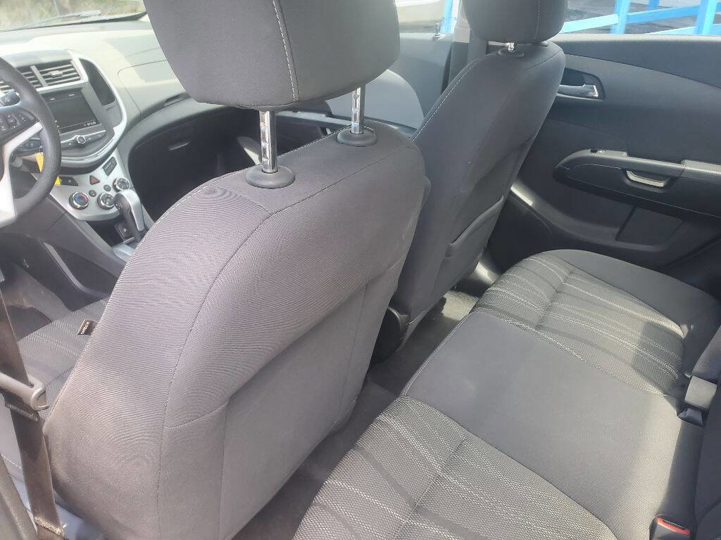 Used 2019 Chevrolet Sonic LT FWD image 16