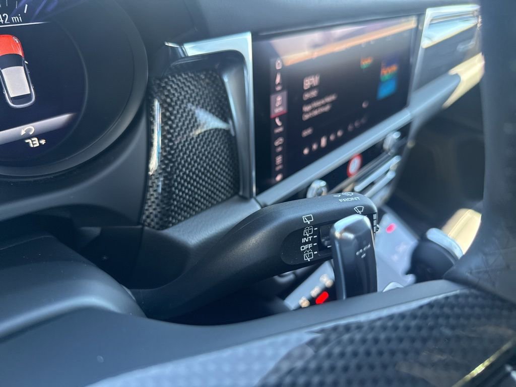 Used 2025 Porsche Macan GTS image 32