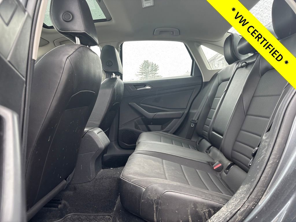 Used 2023 Volkswagen Jetta SE w/ Panoramic Sunroof Package image 15