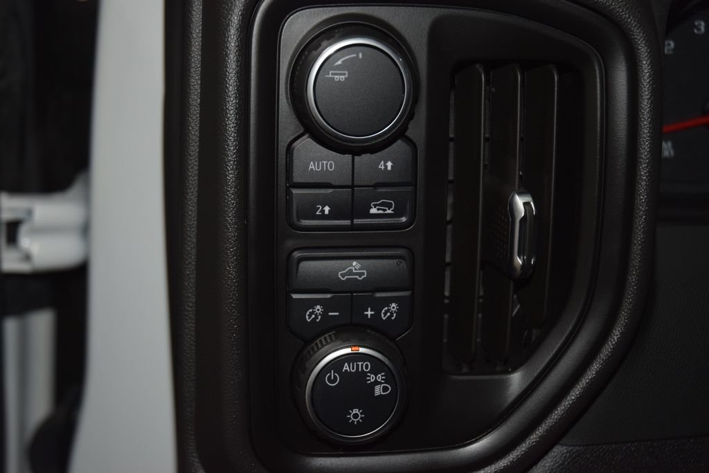 Used 2024 Chevrolet Silverado 1500 Custom AWD/4WD image 35